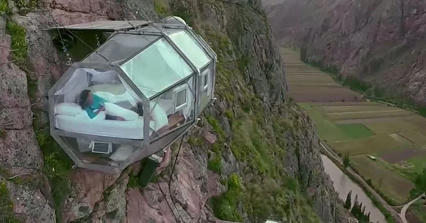 Capsule Hotels: Eight Extraordinary Retreats Hanging from Rocks in Deserts Around the World
